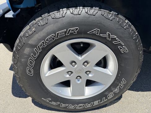 Used 2017 Jeep Wrangler Unlimited Sport w/ Quick Order Package 24S AWD/4WD image 20