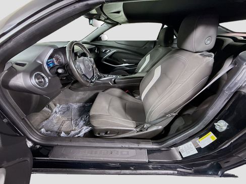 Used 2019 Chevrolet Camaro LT image 22