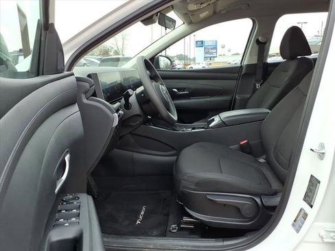 New 2026 Hyundai Tucson SE image 15