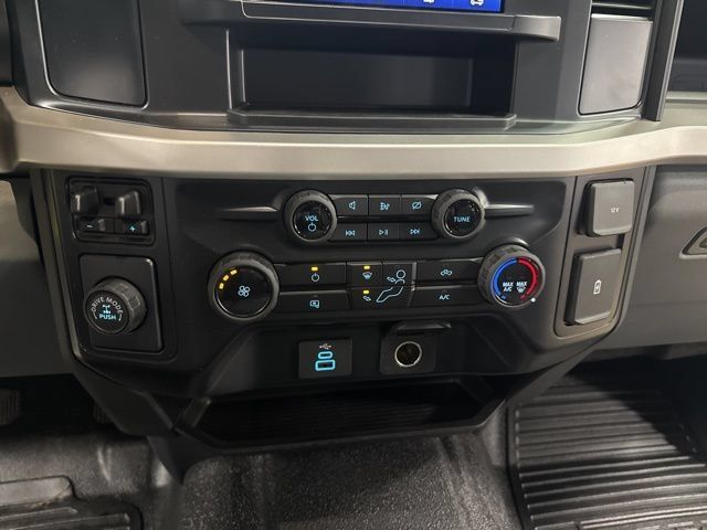Used 2024 Ford F350 XL w/ XL Chrome Package RWD image 24