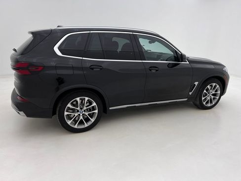 Certified 2025 BMW X5 xDrive50e w/ Premium Package image 8
