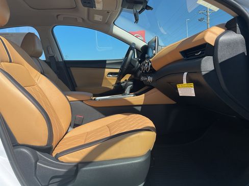 New 2025 Nissan Sentra SV w/ SV Premium Package image 23