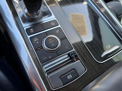 Used 2018 Land Rover Range Rover Sport Supercharged image 43