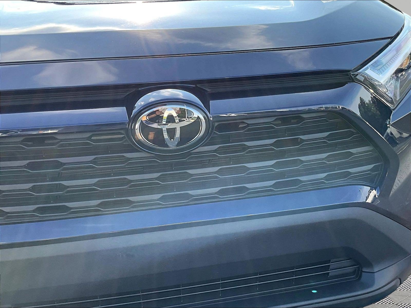 Used 2023 Toyota RAV4 XLE w/ XLE Grade Weather Package AWD/4WD image 33