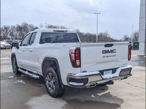 New 2026 GMC Sierra 1500 SLE w/ X31 Off-Road Package image 8