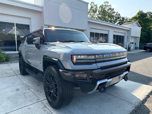 Used 2025 GMC Hummer EV 2X AWD/4WD image 4