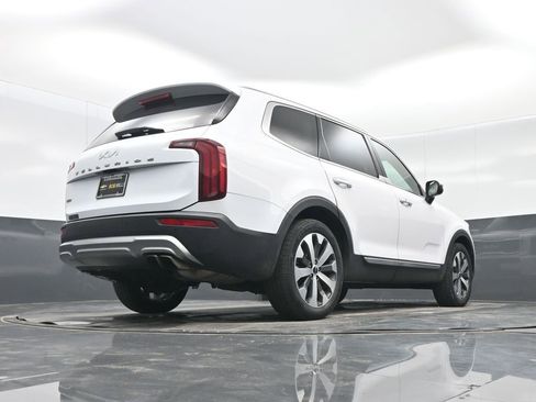 Used 2022 Kia Telluride S AWD/4WD image 35