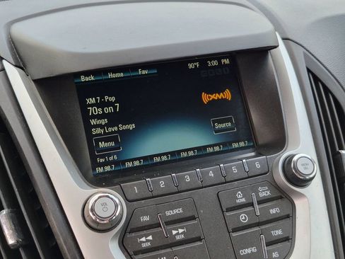 Used 2016 Chevrolet Equinox LS FWD image 23