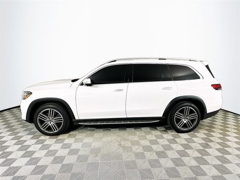Used 2022 Mercedes-Benz GLS 450 4MATIC image 4