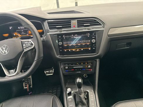 Used 2022 Volkswagen Tiguan SE R-Line FWD image 30