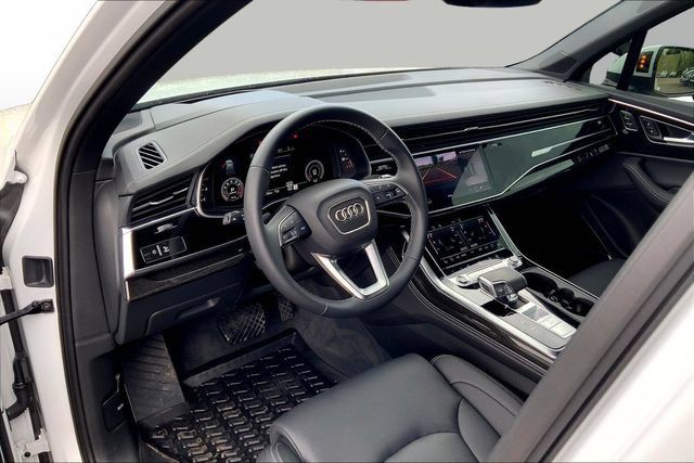Used 2025 Audi Q7 3.0T Prestige AWD/4WD image 14