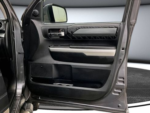 Used 2017 Toyota Tundra Platinum AWD/4WD image 29