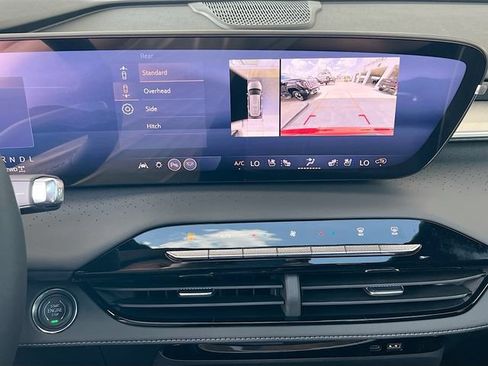 New 2026 Buick Enclave Avenir w/ Super Cruise Package AWD/4WD image 9