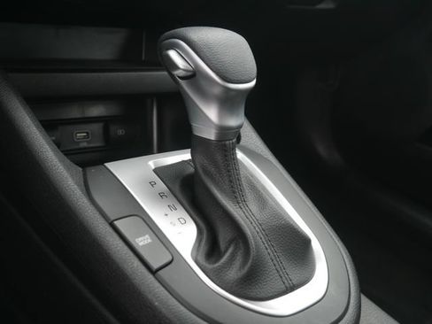 Used 2024 Kia Forte LXS FWD image 33