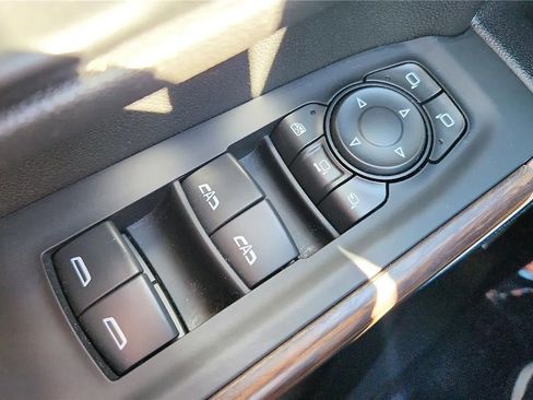 Used 2022 Chevrolet Silverado 3500 High Country w/ Safety Package II image 26