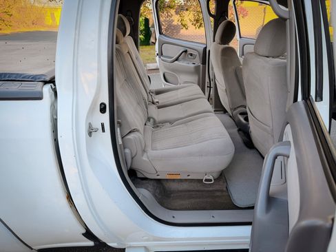 Used 2005 Toyota Tundra SR5 image 19