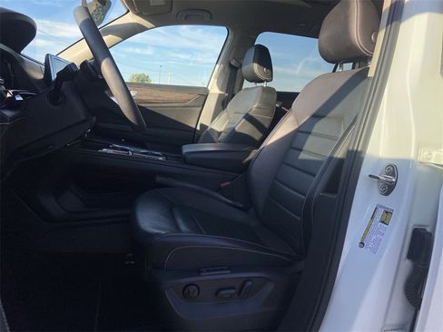 Used 2024 Volkswagen Atlas SEL image 20