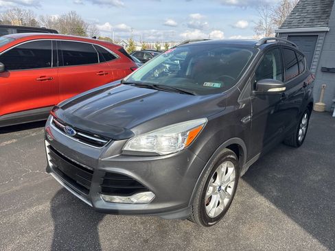 Used 2015 Ford Escape Titanium image 3