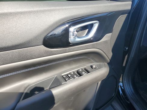 New 2026 Jeep Compass Latitude image 10