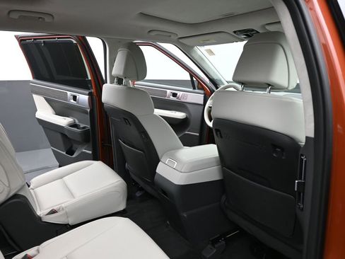 Certified 2024 Hyundai Santa Fe Calligraphy image 37