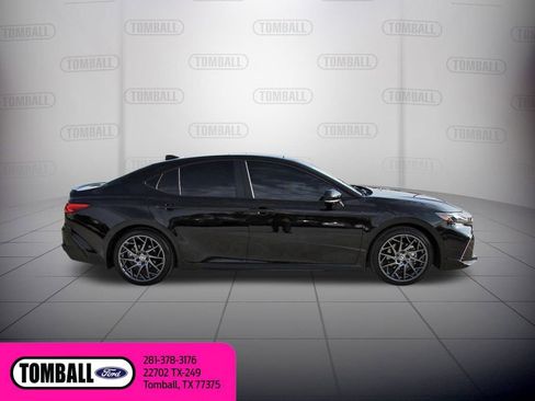 Used 2026 Toyota Camry XSE w/ Premium Plus Package image 8