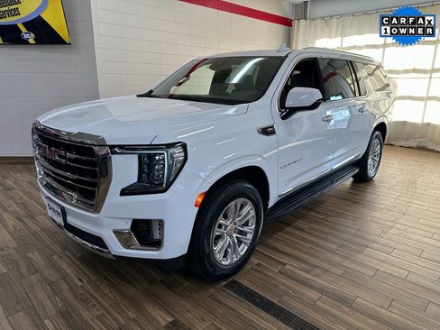 Used 2024 GMC Yukon XL SLT image 1