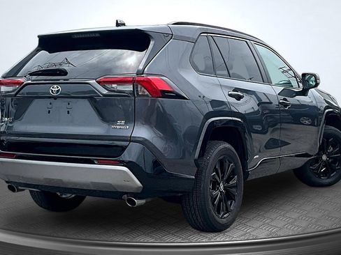 Used 2023 Toyota RAV4 SE AWD/4WD image 6