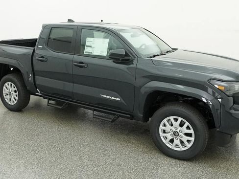 New 2026 Toyota Tacoma SR5 RWD image 12