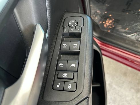 Used 2025 RAM 1500 Big Horn AWD/4WD image 37