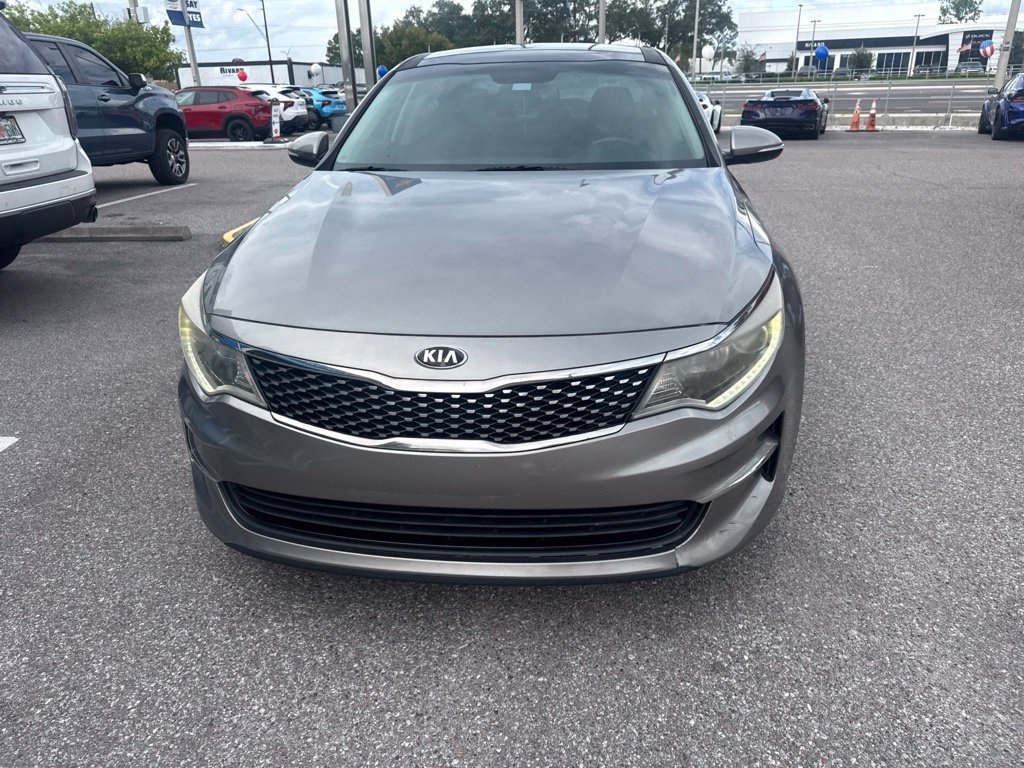 Used 2018 Kia Optima EX w/ Premium Package FWD image 2