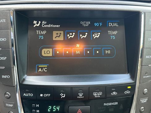 Used 2009 Lexus IS 250 image 34