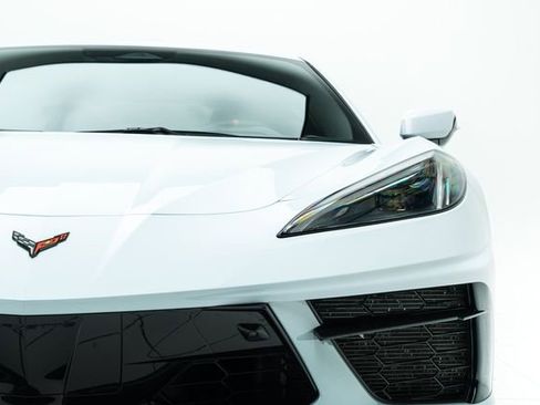 Used 2024 Chevrolet Corvette Stingray Preferred Cpe w/ Z51 Performance Package RWD image 7