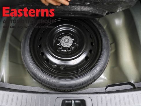 Used 2022 Toyota Corolla LE w/ Carpet Mat Package (TMS) image 21