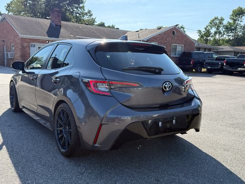 Used 2022 Toyota Corolla SE FWD image 9