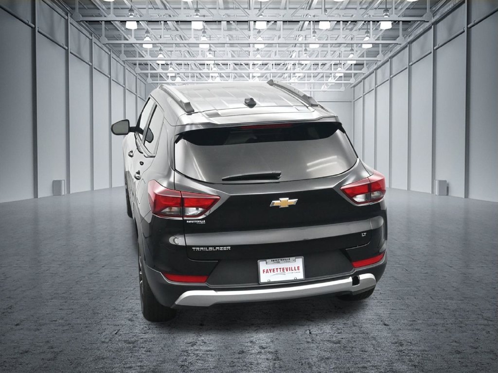 Used 2025 Chevrolet TrailBlazer LT FWD image 36