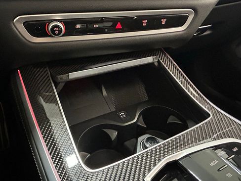 Used 2025 BMW X5 M60i image 19