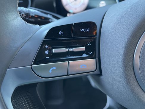 Certified 2023 Hyundai Elantra SEL w/ Convenience Package image 27