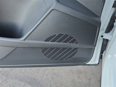 New 2026 Volkswagen Taos S image 10