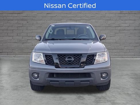 Used 2021 Nissan Frontier SV w/ Midnight Edition Floor Mats RWD image 2