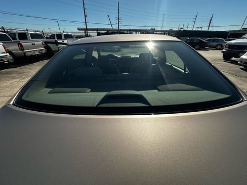 Used 2003 Toyota Camry LE FWD image 21