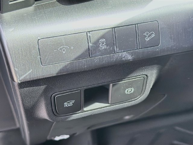 New 2026 Hyundai Kona Limited FWD image 10