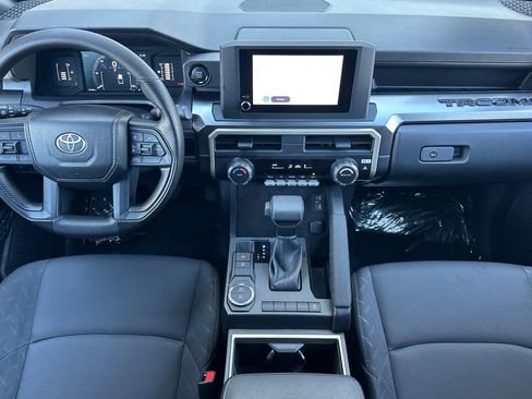 Certified 2025 Toyota Tacoma SR5 image 12