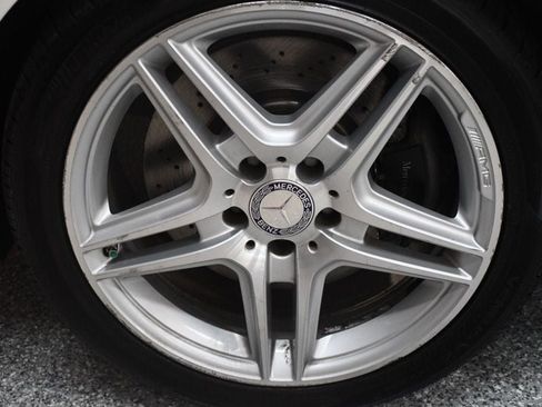 Used 2011 Mercedes-Benz E 550 Cabriolet image 25