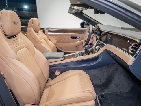 New 2026 Bentley Continental GTC image 2