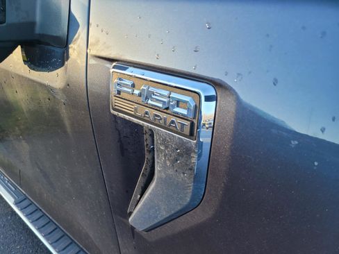 Used 2021 Ford F150 Lariat w/ Equipment Group 502A High image 5