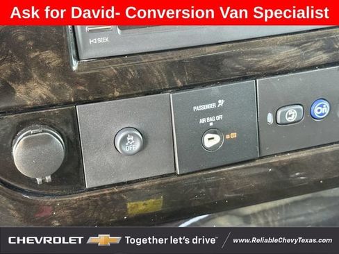 Used 2020 GMC Savana 2500 Extended w/ Enhanced Convenience Package RWD image 21