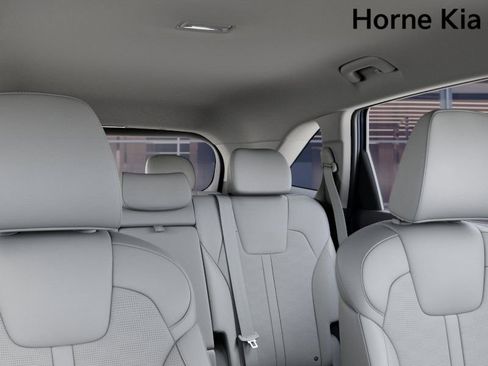 New 2025 Kia Sorento S image 27