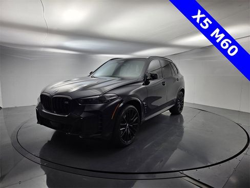 Used 2025 BMW X5 M60i w/ Executive Package image 4