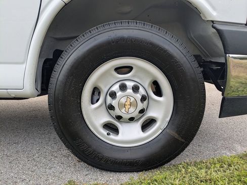 New 2025 Chevrolet Express 3500 w/ Power Convenience Package image 12