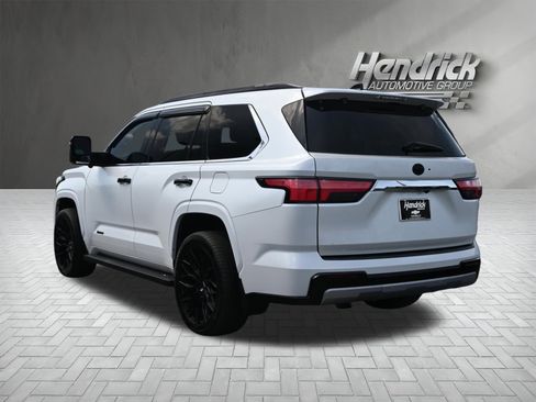 Used 2023 Toyota Sequoia Limited RWD image 8